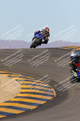 media/Dec-18-2022-SoCal Trackdays (Sun) [[8099a50955]]/Turns 9 and 10 Set 2 (1055am)/